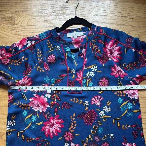 Loft Wildflower Chinoiserie Floral Blue Blouse Large Petite - Picture 8 of 10